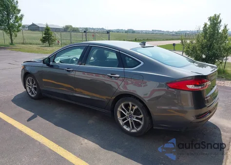2019 Ford Fusion Sel z USA, uszkodzony, nr VIN 3FA6P0CD6KR259797